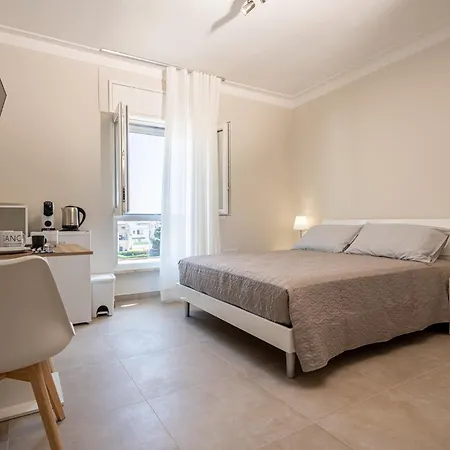 Pensión Elegance Calasetta'S Rooms *